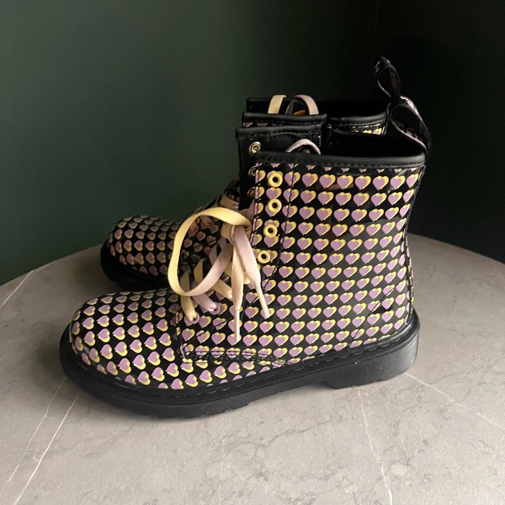 Dr Marten 1460 Patent Heart Overlay Boots Junior